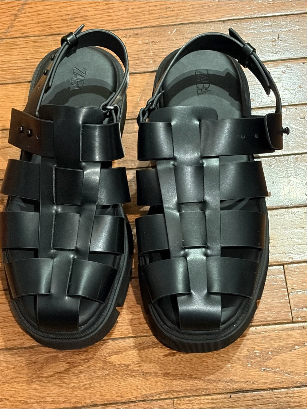 Zara Man Black fisherman Buckle Slide Sandals. Size 43/10